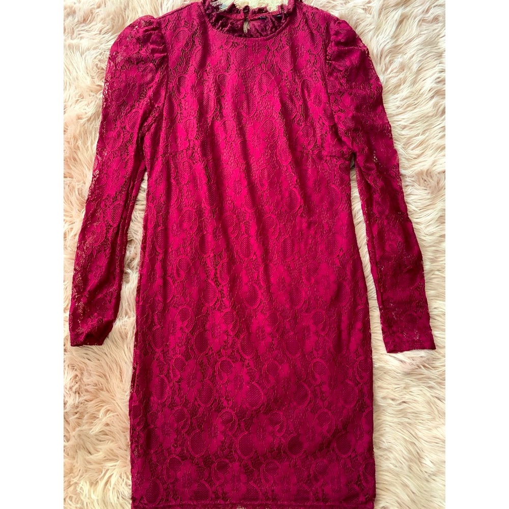 Woman’s flower sheer dress
